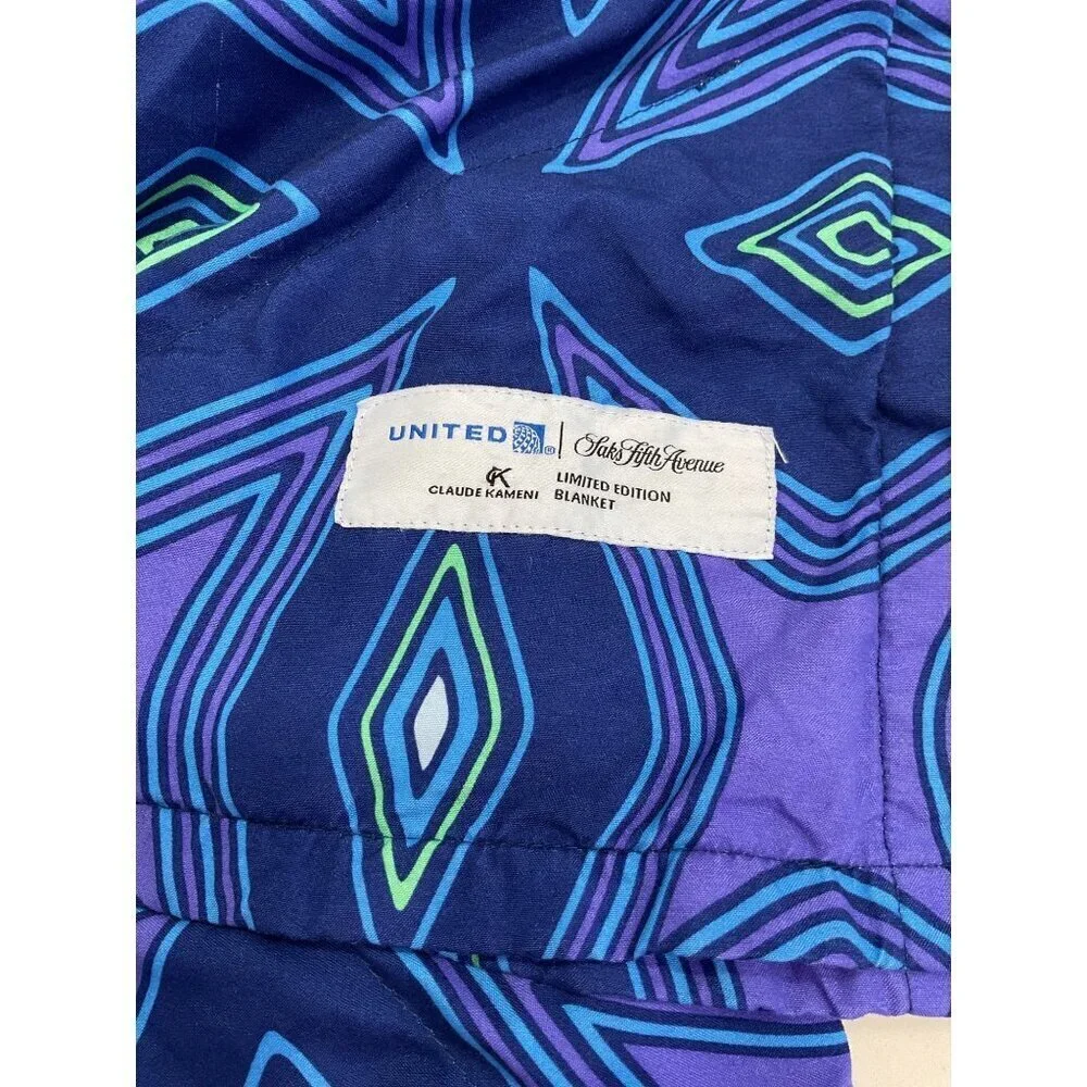 UNITED AIRLINES Polaris CLAUDE KAMENI Saks Fifth Ave Blanket Duvet Throw Set 2